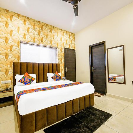 Fabhotel Royal Regency I ルディヤーナー エクステリア 写真